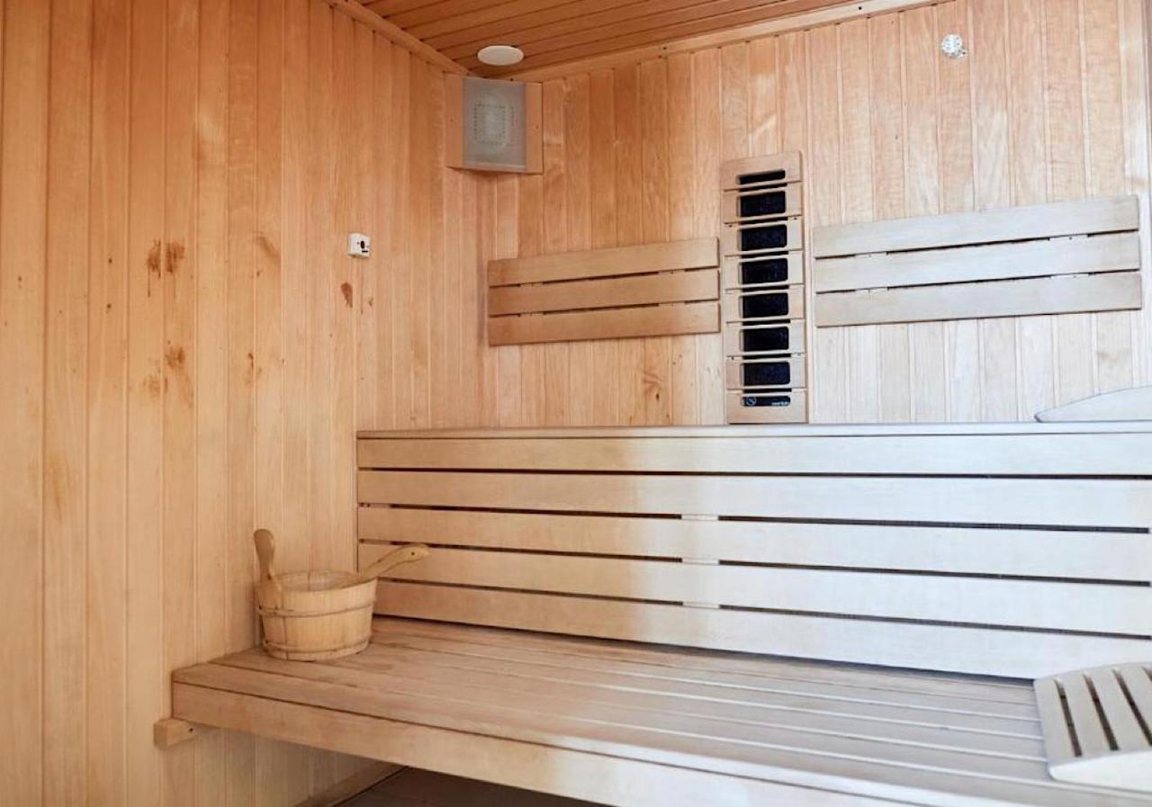 Nicolas By Alezzii Beach Apartament Studio Năvodari Екстериор снимка