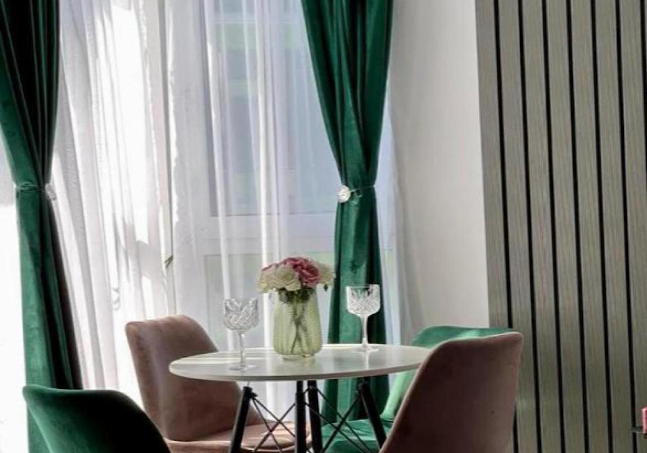 Nicolas By Alezzii Beach Apartament Studio Năvodari Екстериор снимка