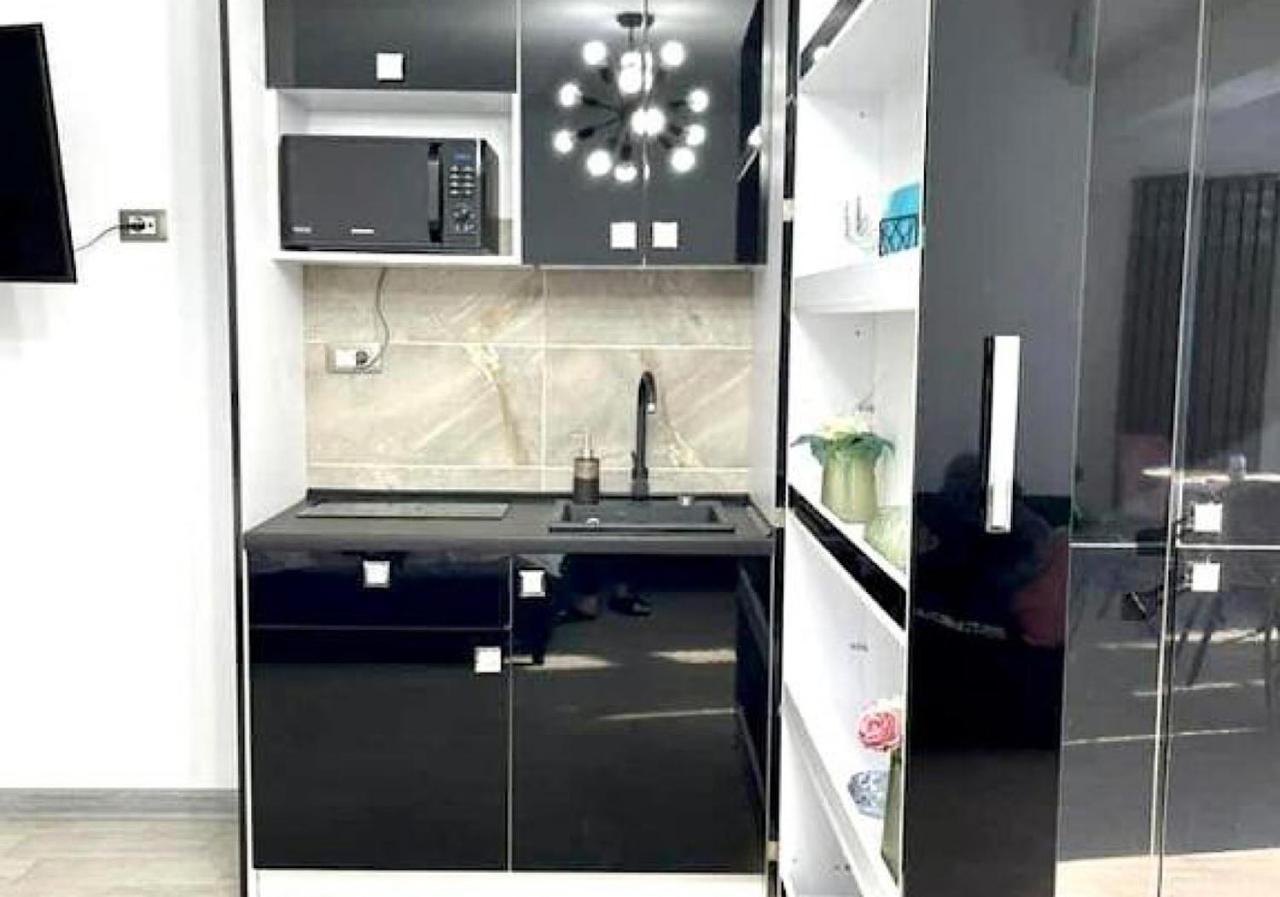 Nicolas By Alezzii Beach Apartament Studio Năvodari Екстериор снимка